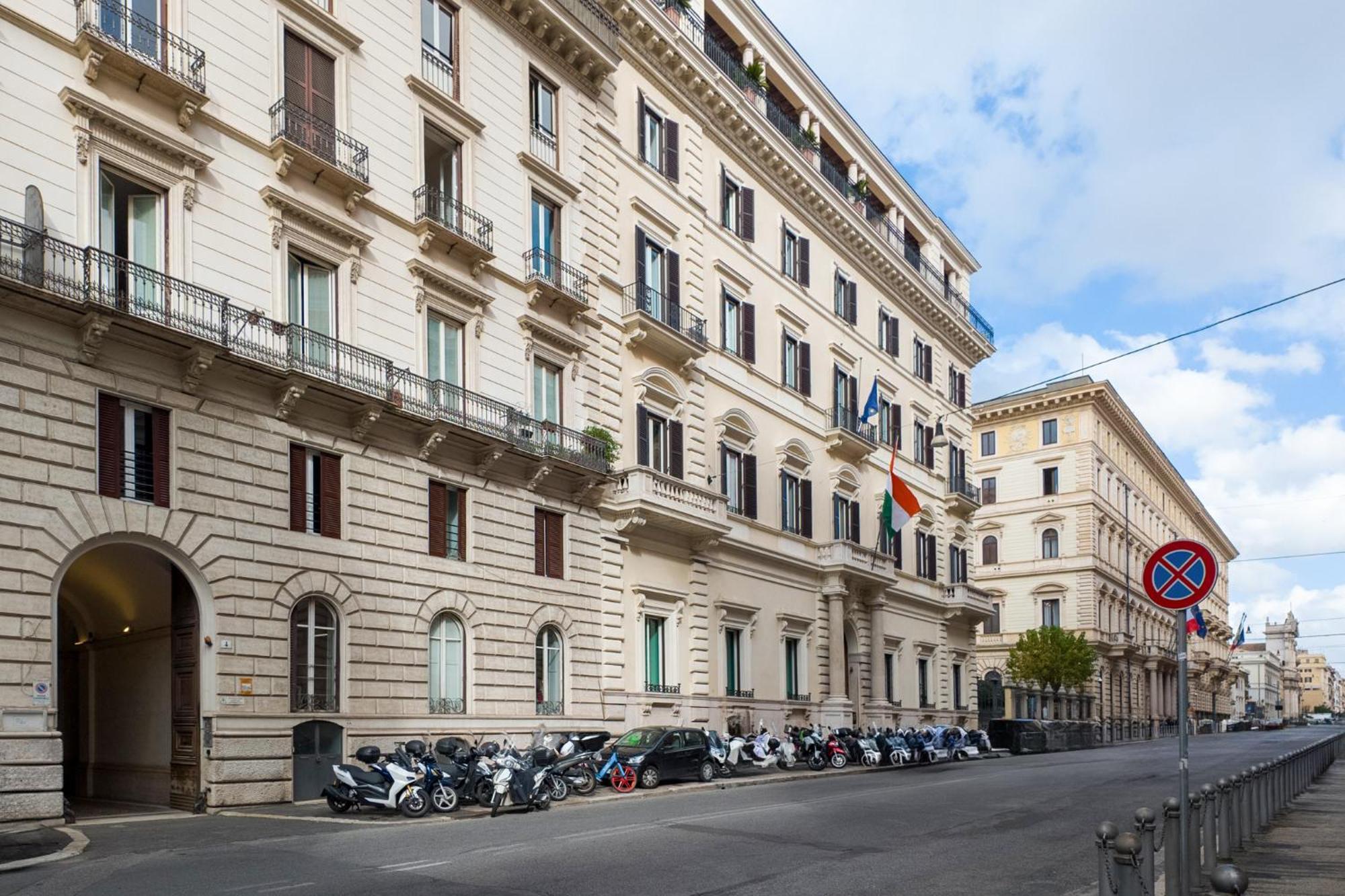 Apartament Carla Luxury House Rzym Zewnętrze zdjęcie